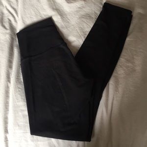Lululemon Wunder Under Size 2
